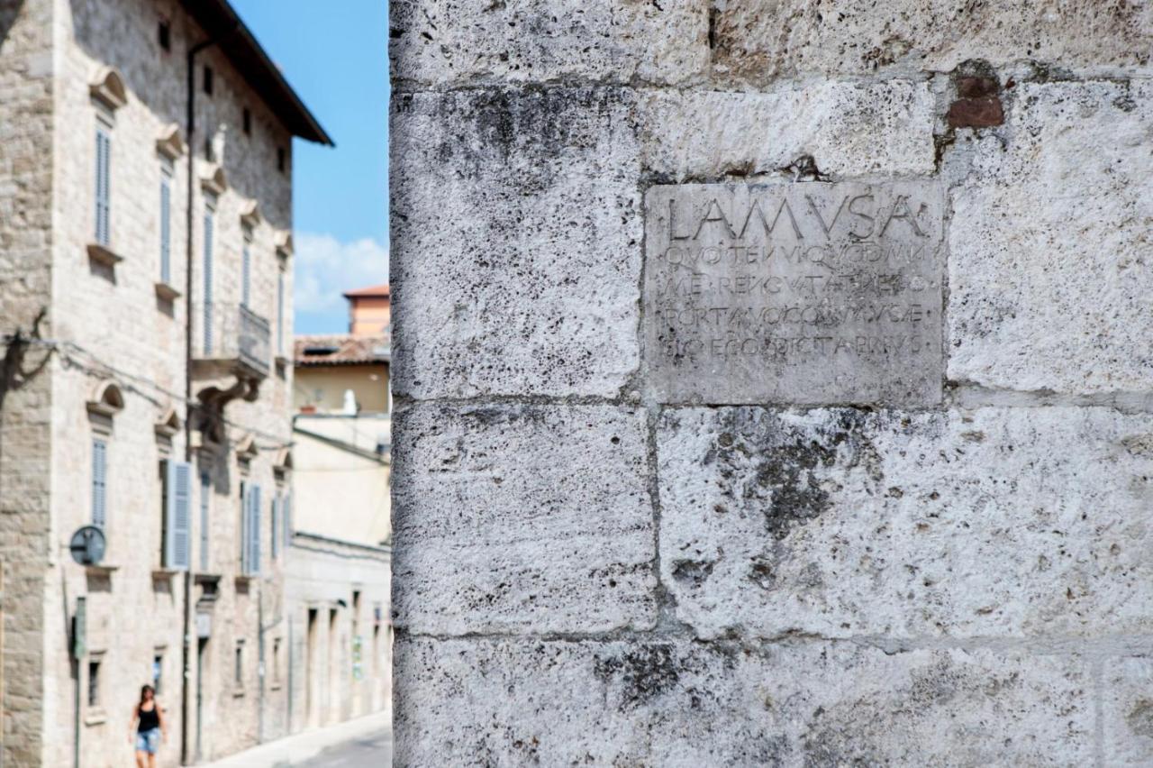 Porta Della Musa Ascoli Piceno Luaran gambar
